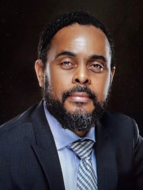 Antonio D Clarke